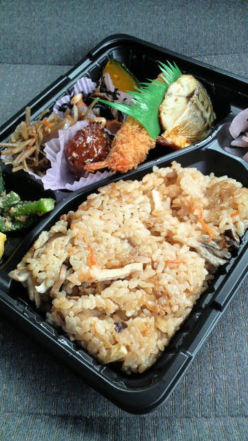 おかずの華 元住吉店 元住吉 デリカテッセン 食べログ おかずの華 元住吉店 元住吉 デリカテッセン 食べログ