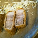 脂身と赤身が層をなしています。