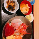 伊勢元 - ランチ 海鮮丼