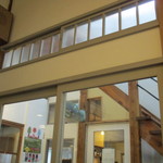 センキヤ - 工場の事務室のようなレトロ窓