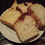 ナポリの食堂 アルバータ アルバータ - 食べ放題のパン
