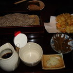 楽食 - かき揚げ＆きんぴらせいろ