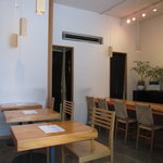 お洒落な店内は、清潔感たっぷり。