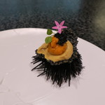 イチリン ハナレ - 竹炭のおこげ 雲丹乗せ2