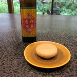 イチリン ハナレ - スモークした紹興酒のアイス最中