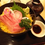 Eapoto - 三色丼