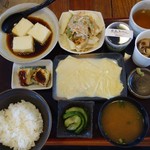 豆厨ゆばせい - 十食限定、きまぐれ御膳、デザート付1110円外税