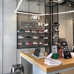 Nothing Better - 店内