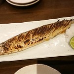 飲んべぇ食堂 らくだ屋 - 秋刀魚塩焼き
