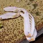 鮨匠 のむら - ⑧蝦蛄のつめ
      シャコで一番甘い部分。蟹のような濃い味ではなく、クリアな甘さです。