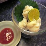 ふぐ屋とら乃介 - 鱧の梅肉落とし