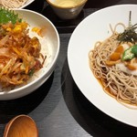 ISOGAMI　FRY　BAR - なめことオクラの山芋ぶっかけ蕎麦