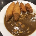 CoCo壱番屋 - カキフライの追加された 魚介三昧カレー