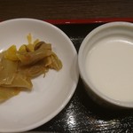 金門閣 - ザーサイと杏仁豆腐(18-09)