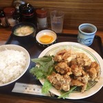 焼肉ハウスモンモン - 料理写真:トリ天定食
