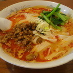 坦々刀削麺…980円