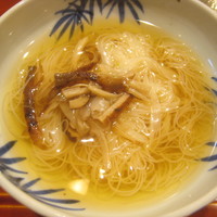津の守坂 小柴 - 松茸素麺