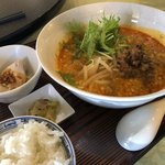 中国・四川料理 龍宮城 - 麺ランチ