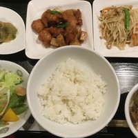 味の中華 羽衣 銀座本店 - ハーフ&ハーフランチ