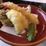 こだわりの廻転寿司 金沢まいもん寿司 - 天ぷら盛り合わせ