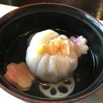 こだわりの廻転寿司 金沢まいもん寿司 - れんこん蓮蒸し