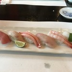 こだわりの廻転寿司 金沢まいもん寿司 - 寿司もりあわせ