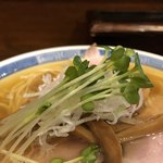 中華そば しば田 - メンマ、ネギ、カイワレ