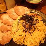 麺や 天鳳 - チャーシューをトッピングしました