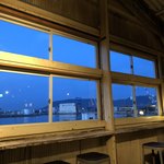 Umie - 窓の外には高松港