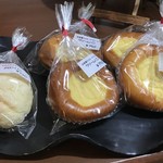 山田屋 - クリームパン（150円）