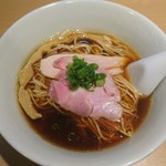 らぁ麺 はやし田 新宿本店 - 醤油らーめん＠８００