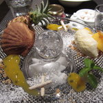 レストラン バカール - 海岸沿いの砂浜　ココナッツの風１