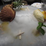 レストラン バカール - 海岸沿いの砂浜　ココナッツの風２