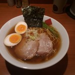 東京駅　醤油　中華そば