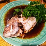 老虎菜 - 本日の蒸し魚 オリーブと芥子菜の漬け物蒸中国醤油ソース　