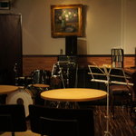 ＪＡＺＺ ＬＩＶＥ ＢＡＲ グラバー邸 - 