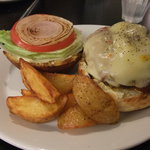 エーエス クラシックス ダイナー - 6月:チリ・チポトレスパイシーチーズバーガー