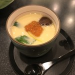 すしざんまい - 茶碗蒸し。いくらがのってます。出汁がしっかり出ていて風味がいいです。