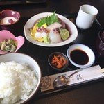 日本料理 ます膳 - お造り御膳1.350円