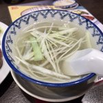 牛たん炭焼き 利久 - 牛たん定食のテールスープ