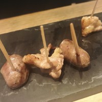 中目黒いぐち 麻布十番店 - 砂肝、ハラミ、ハツ、ぼんじり