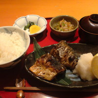 伊豆の旬 やんも 南青山店 - さば塩焼