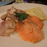 エーエス クラシックス ダイナー - 自家製スモーク盛り合わせ