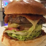 エーエス クラシックス ダイナー - 6月:デビルズスパイシーバーガー