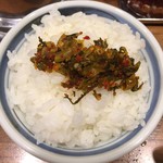 屯ちん - 無料ご飯に辛子高菜乗せ。