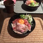 鬼ビーフ - 料理写真:＊ ローストビーフ丼 普通盛 880円