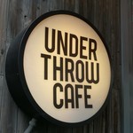 白山 UNDER THROW CAFE - 看板