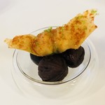 ボタン海老のパートフィロ　パプリカ