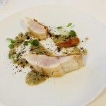 ナクレ - 金目鯛　アンチョビソース　塩漬けで2日間熟成させて金目鯛　皮目だけ高温でパリパリに火入れした低温調理