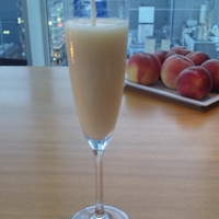 銀座 シェ・トモ - 桃のフラペチーノ？